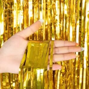 CORTINA METALIZADA DE TIRAS DORADA